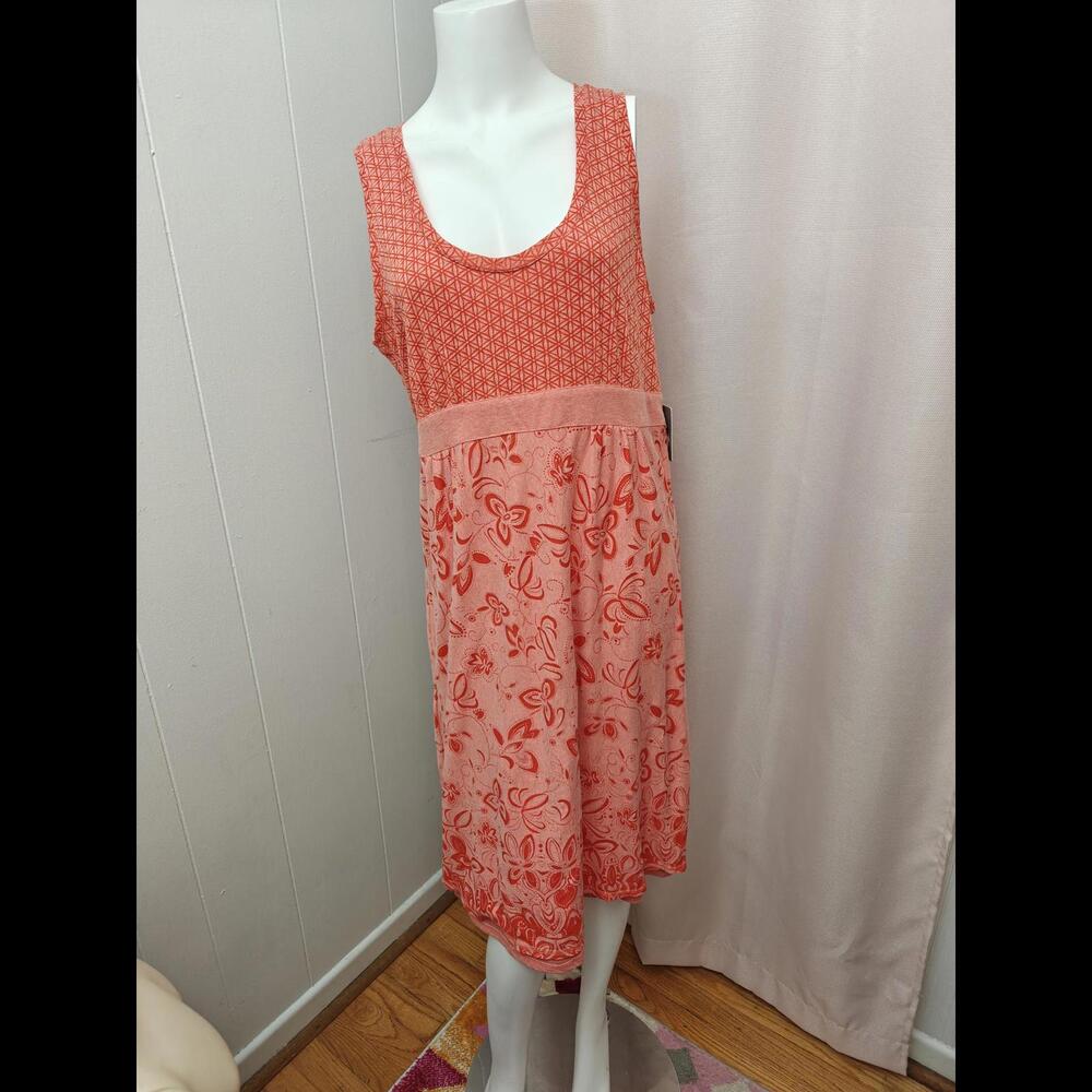 Offers Welcome ~ Athleta Lined Vyasa Dress
